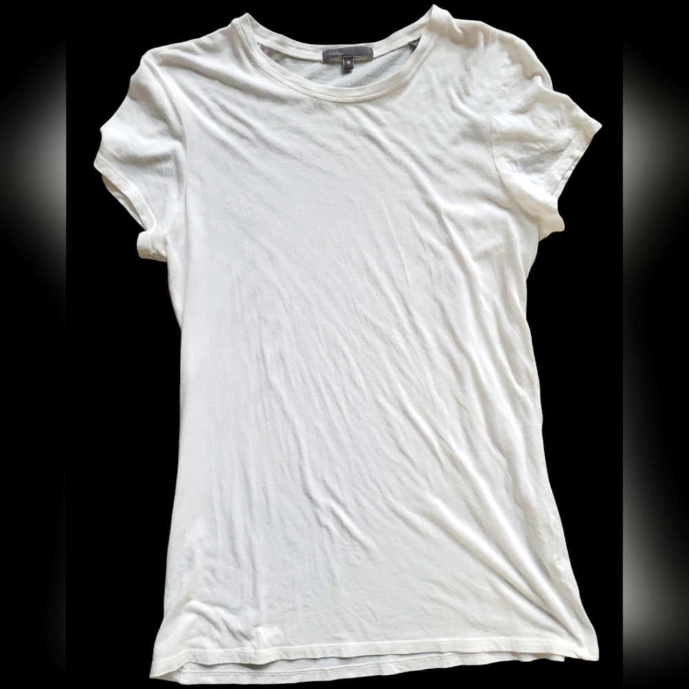 Vince white short sleeve tee crewneck size Medium 50% Pima cotton 50% modal